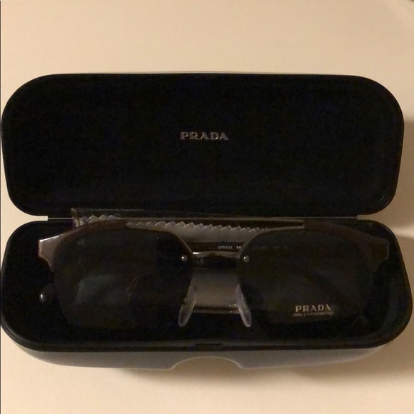 PRADA SUNGLASSES NEW - Picture 6 of 6